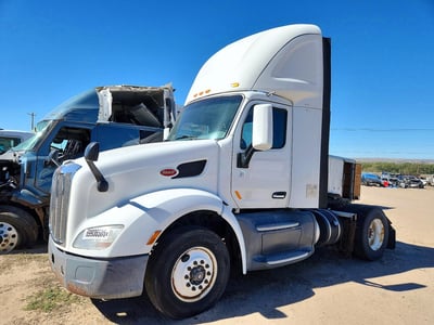 2017 Peterbilt 579