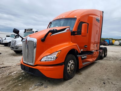 2025 Kenworth T680