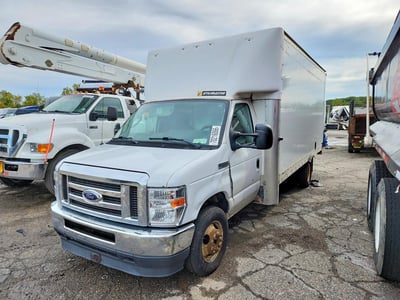 2021 Ford E-350