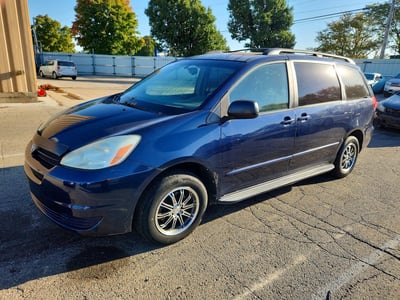 2004 Toyota Sienna