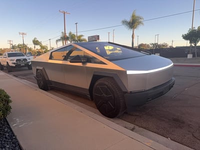 2024 Tesla Cybertruck