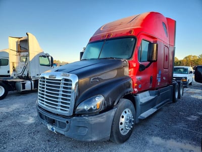 2015 Freightliner Cascadia 125