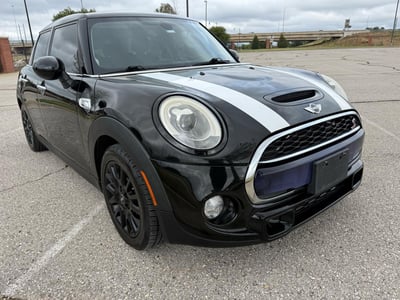 2016 MINI Cooper