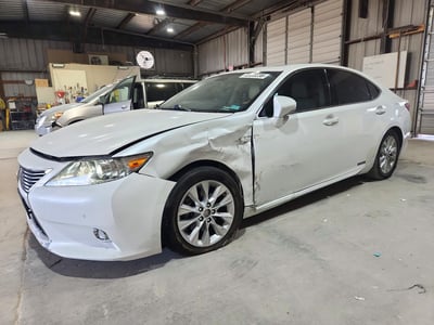 2014 Lexus ES 300h
