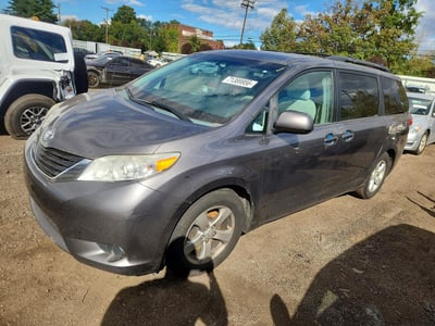 2014 Toyota Sienna