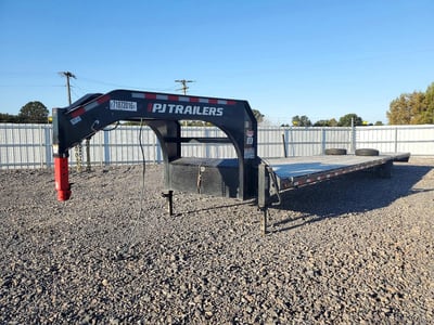 2025 PJ Trailers Trailer
