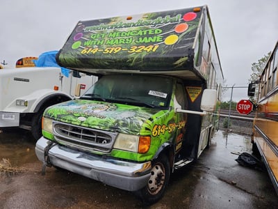 2002 Ford E-450 Super Duty