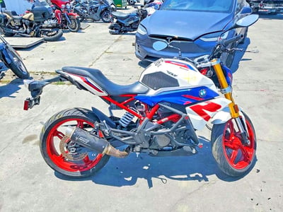 2023 BMW G 310 R