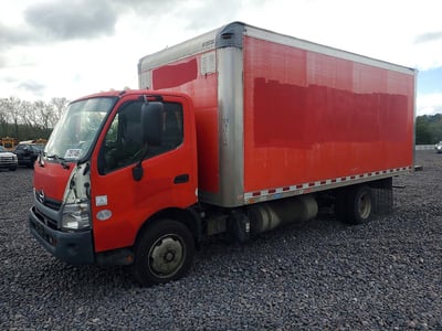 2017 Hino 195