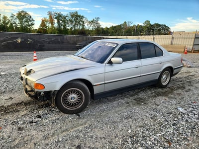 2000 BMW 7 Series