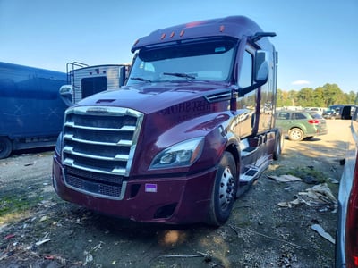 2021 Freightliner Cascadia 126