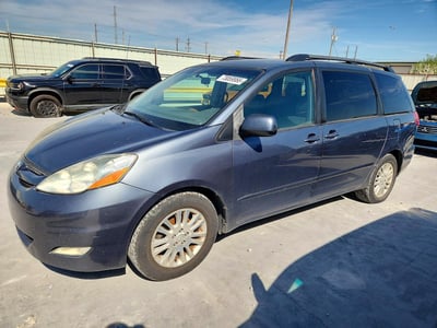2010 Toyota Sienna