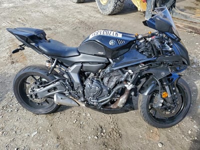 2025 Yamaha YZF-R7
