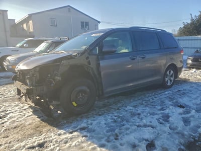 2013 Toyota Sienna