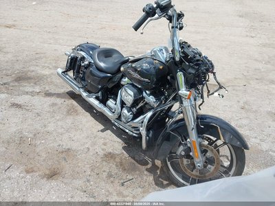 2018 Harley-Davidson FLHXS
