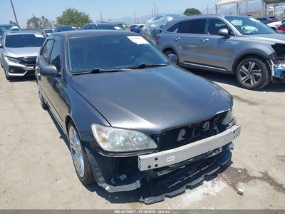 2001 Lexus IS