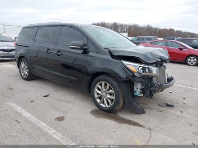 2020 Kia Sedona