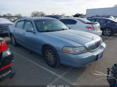 2006 Lincoln Town Car