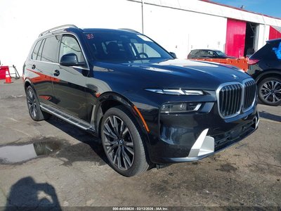 2025 BMW X7