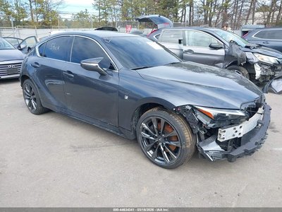 2022 Lexus IS