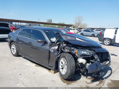 2016 Chrysler 300