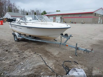 2000 Sea Hunt Escape 172