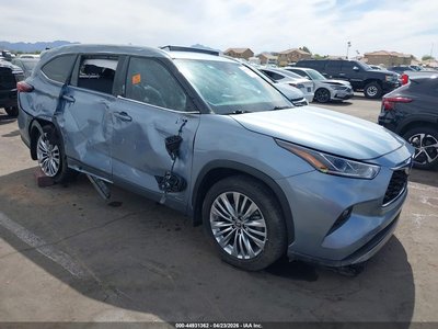 2024 Toyota Highlander Hybrid