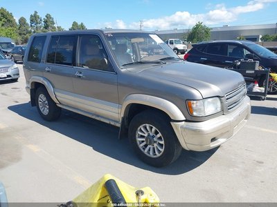 2001 Isuzu Trooper