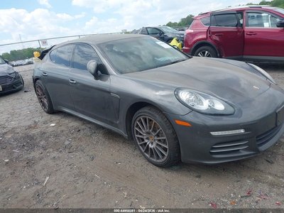 2015 Porsche Panamera