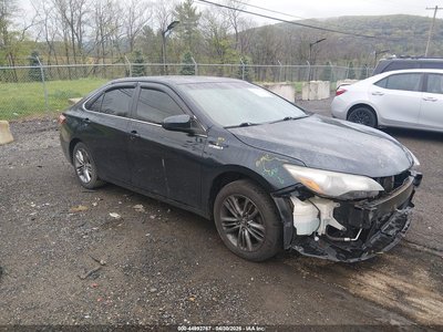 2015 Toyota Camry Hybrid