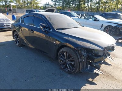 2022 Lexus IS