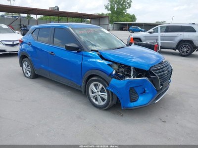 2025 Nissan Kicks Play