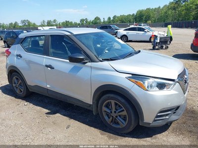 2020 Nissan Kicks