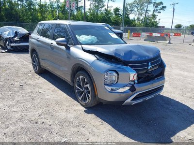 2024 Mitsubishi Outlander