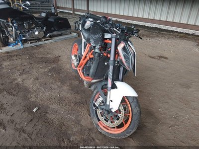 2018 KTM Super Duke R