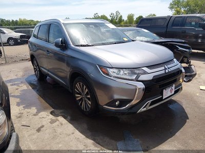 2020 Mitsubishi Outlander