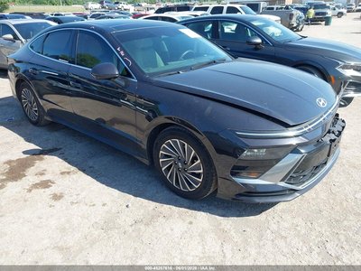 2024 Hyundai Sonata Hybrid