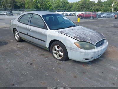 2000 Ford Taurus