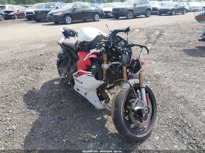 2025 Yamaha YZF-R9