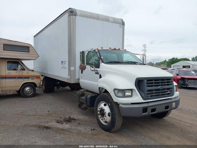 2000 Ford F-650