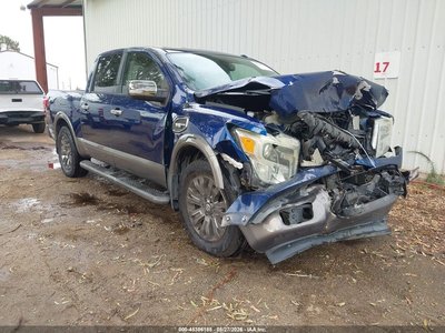 2017 Nissan Titan