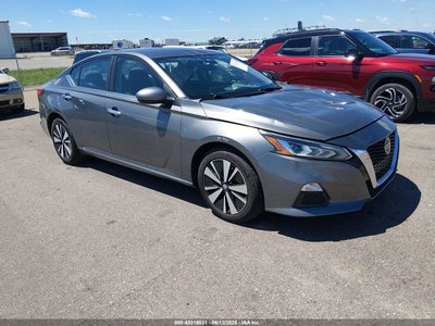 2021 Nissan Altima