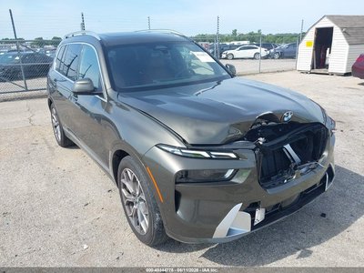 2024 BMW X7