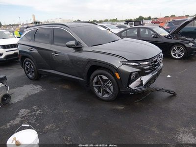 2025 Hyundai Tucson Hybrid