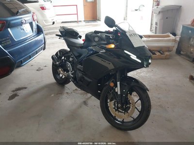 2025 Yamaha YZF-R3