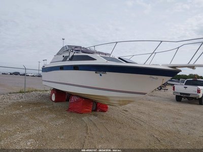 1985 Bayliner 27'
