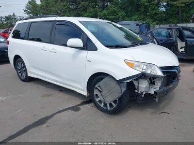 2018 Toyota Sienna