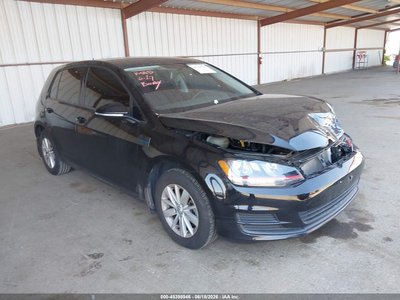 2016 Volkswagen Golf