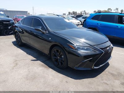 2022 Lexus ES