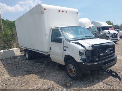2018 Ford E-450